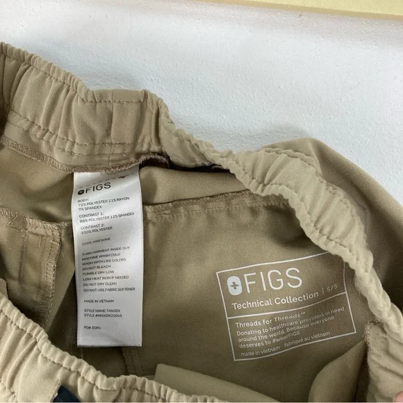 Figs Tansen Jogger Scrub Pants Mens Beige Size Small Uniform Medical - Picture 7 of 14